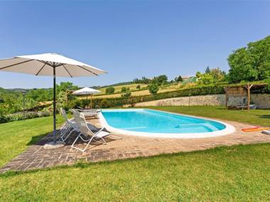 Pleasing Holiday Home in Città di Castello with Terrace