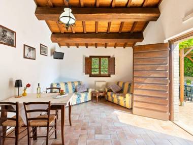 Pleasing Holiday Home in Città di Castello with Terrace