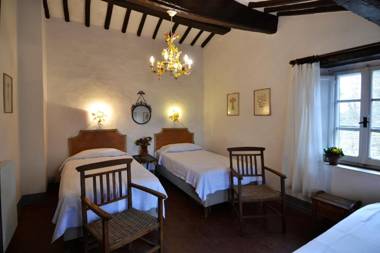 Villa Glicine fable of nature near Lake Trasimeno