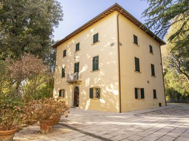 Beautiful Apartment in Citerna with Swimming Pool