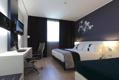 Holiday Inn Milan Nord Zara an IHG Hotel
