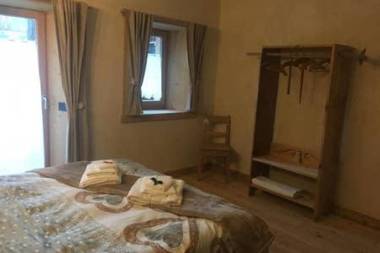 A la Ciasa de l'Artista