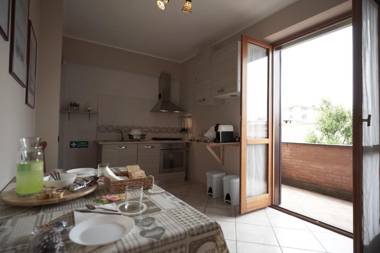 Travelershome Ciampino B&Bs