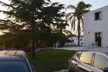 Il Cigno Reale - Rooms Leasing Touristic - Ragusa-White