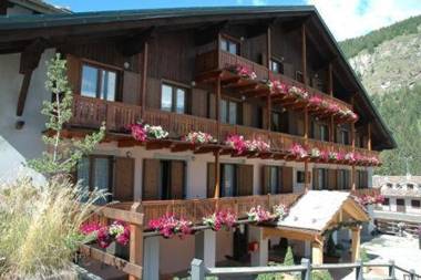 Hotel De Champoluc