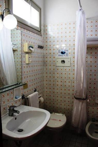 Hotel Devon Rooms & Breakfast