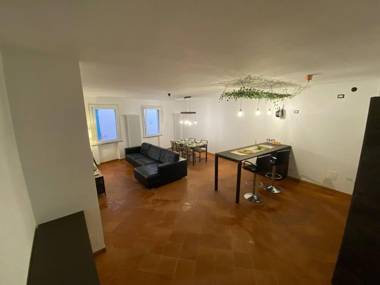 Appartamento In Posizione Prestigiosa