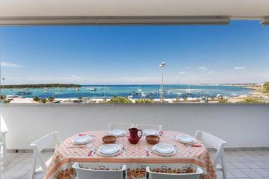 Porticciolo Apartment by BarbarHouse