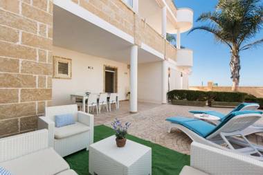 Villa La Strea by BarbarHouse