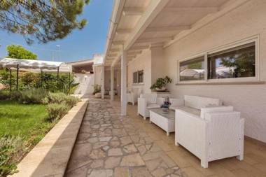 Villa Ariel by BarbarHouse