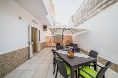 Casa spiaggia e servizi raggiungibili a piedi m507