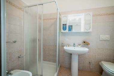 Casa spiaggia e servizi raggiungibili a piedi m507