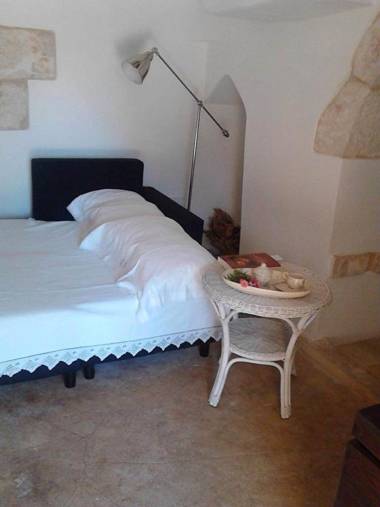 One bedroom house with furnished terrace at Ceglie Messapica
