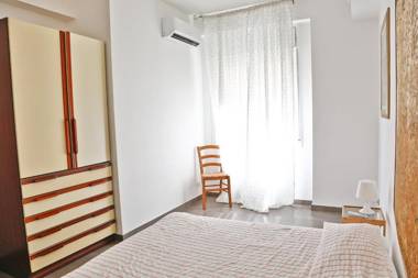 Family House - by Vacation Service