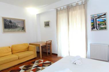 Family House - by Vacation Service