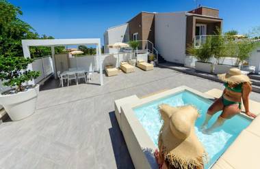 Calanica Boutique Apartments