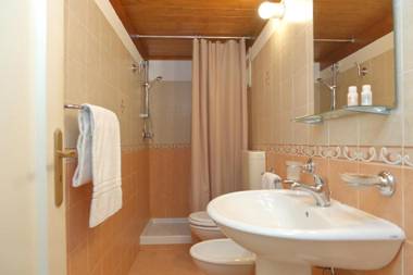 Sunny Flat - SELF Apartments