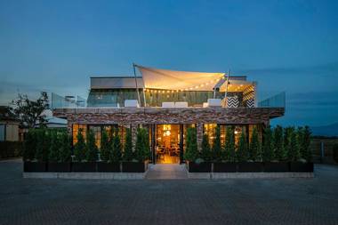 OPHELIA Lounge Restaurant Hotel