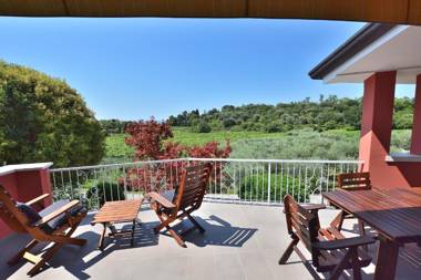 Apartment Joan Mirò with pool