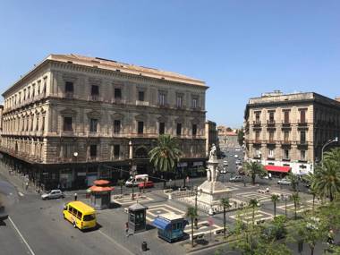 B&B Stesicoro InHabit - City Center