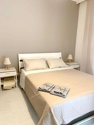 4 bedrooms appartement with city view balcony and wifi at Catania 1 km away from the beach