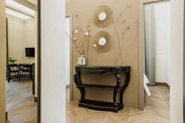 Ferrini Home - Etnea Portrait