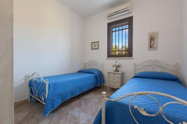 Villa del Cavaliere by BarbarHouse