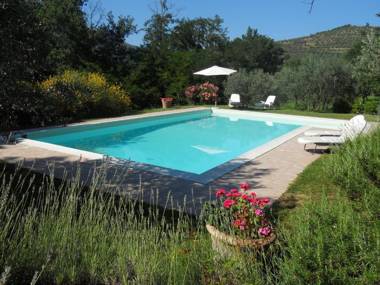 Home with shared pool surrounded by nature in Castiglion Fiorentino
