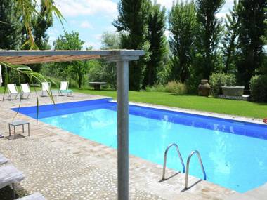 Rustic Villa in Sermugnano with Swimming Pool