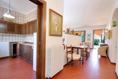 Villetta CIRO fronte mare 3 camere giardino e parcheggio