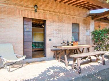 Holiday house near the lake Trasimeno two pools and spa area