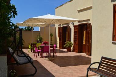 Bar Gelateria Case Vacanza La Giara