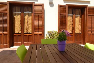 Bar Gelateria Case Vacanza La Giara