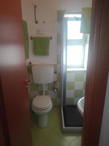 Trivani a 100 m dal mare