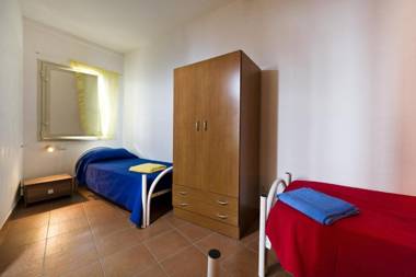 Trivani a 100 m dal mare