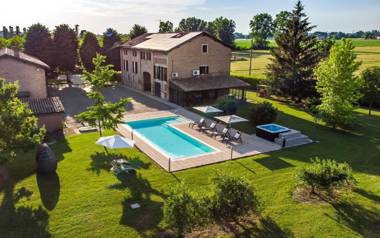 Casa delle Noci country house pool & SPA