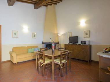 Beautiful Farmhouse in Castelfiorentino with Garden