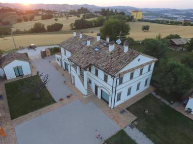 Villa Coralia Country House