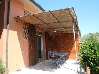 Snug Holiday Home in Castagneto Carducci near Thermal Bath
