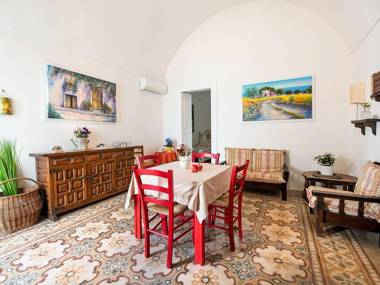 Quaint Holiday Home in Lecce Apulia near Town Center