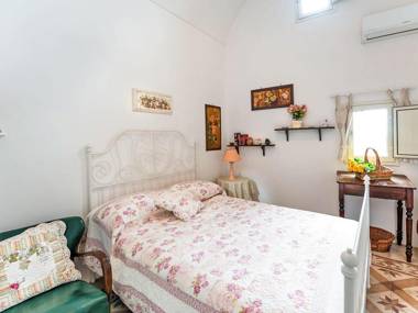 Quaint Holiday Home in Lecce Apulia near Town Center