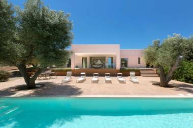 Villa Lisy by BarbarHouse