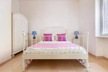 L'Angolo di Dora by BarbarHouse