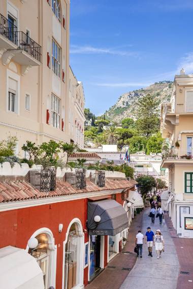 Camerelle 33 Capri center