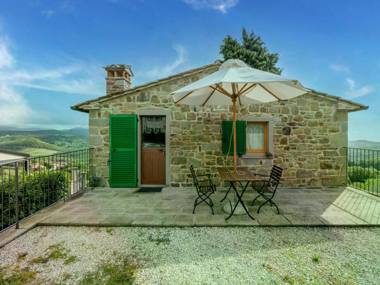 Dwelling in renovated barn near the birthplace of Michelangelo.