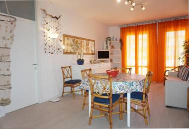 Ideal Apartment Near The Beach