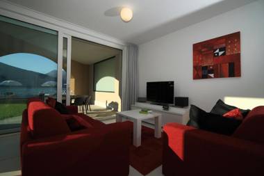 Golfo Gabella Lake Resort