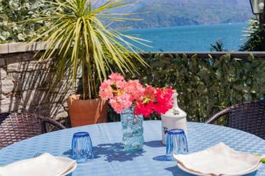 Bilocale 5 - lake view