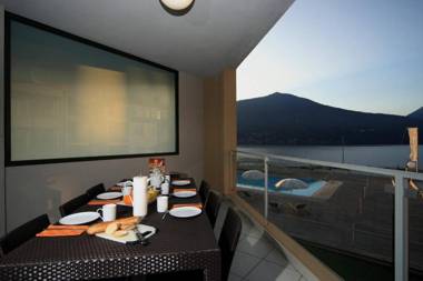 Modern 3 bedroom apartment on Lake Maggiore