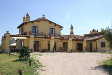Casale Di Vulci